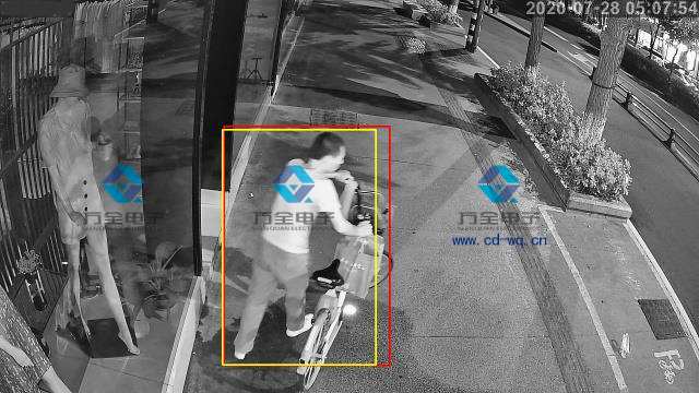 AI人形識別監(jiān)控系統(tǒng)夜間紅外補光識別效果 AI人形識別監(jiān)控系統(tǒng)夜間紅外補光識別效果